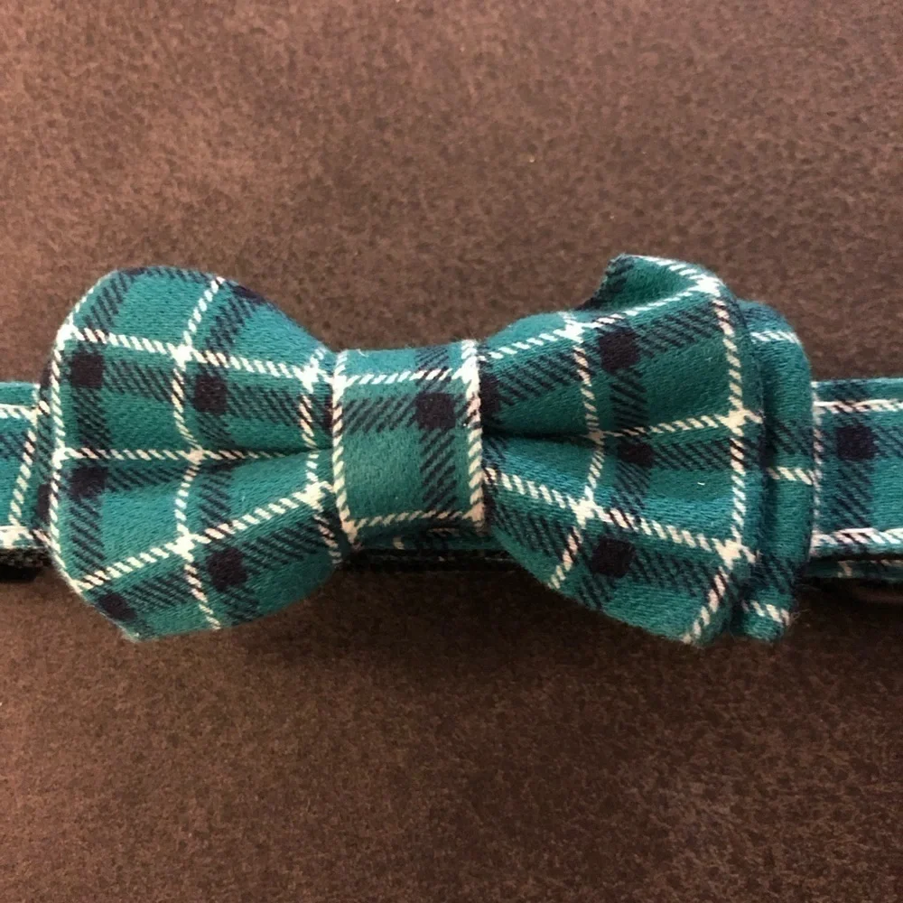 Dynmeow Dog Collar Small/Med Size Teal Plaid W/Bow 14-17” NIB Adjistable